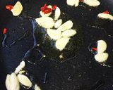 ちりめんじゃこと水菜のペペロンチーノ作り方1写真