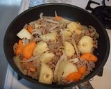 麺つゆ煮込み☆お手軽肉じゃが。作り方4写真