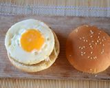 半熟タマ照り焼きハンバーガー作り方4写真