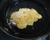 ふんわり卵とキャベツのマーガリン醤油炒め作り方2写真