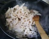 業務スーパー ♡ レンコンと挽肉の味噌煮作り方4写真