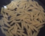 ワンポットパスタ〜海苔と胡麻の和風ペンネ作り方1写真