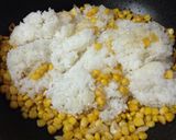 ぷちぷち美味しい 簡単洋風マヨコーン炒飯作り方4写真