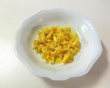 食用菊と蜂蜜ソースのフルーツヨーグルト作り方3写真