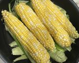フライパンで☆とうもろこしの蒸し茹で方☆作り方1写真