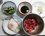 牛肉のガパオ風炒め作り方1写真