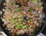 肉と野菜たっぷり☆半熟ふわふわオムレツ作り方3写真
