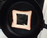 twメモ:卵とチーズのくりぬきトースト作り方2写真