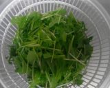 カリカリ鶏皮とシャキシャキ水菜のサラダ作り方2写真