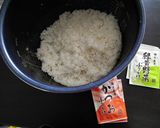 こどもでも簡単に作れるふりかけおにぎり作り方1写真