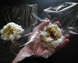こどもでも簡単に作れるふりかけおにぎり作り方4写真