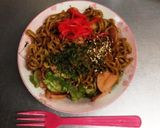 簡単!宇宙飯☆彡袋焼きそば♡袋でチン♫作り方3写真