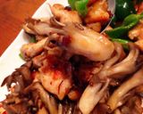 鶏肉と舞茸ピーマンのXO醬炒め♪作り方14写真