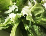 棄てないで、レタスの外葉のオイスター炒め作り方1写真
