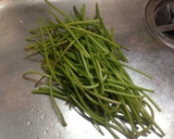 旬の味♪＊さつまいものツルの炒め煮＊作り方1写真