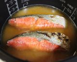 炊飯器で簡単～！秋鮭の炊き込みごはん作り方2写真