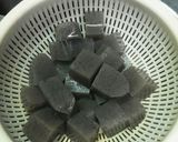 里芋と鶏ミンチの煮物作り方4写真