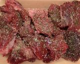 牛肉ときのこの赤ワイン煮作り方1写真