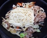 超簡単！関西人が作る焼きうどん！作り方3写真