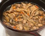 鍋で炊く！きのこと鶏の炊き込みごはん作り方4写真