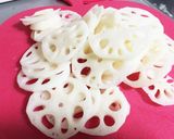 レンコンと水菜のシャキシャキサラダ作り方1写真
