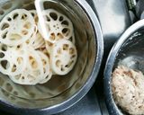 はんぺん薩摩揚げタネでレンコン挟み揚げ♪作り方3写真