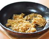 飴色玉ねぎが甘～い ☆ 簡単オニオンパイ作り方1写真
