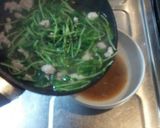 簡単♪豆苗と豚挽き肉の味噌ラーメン作り方5写真