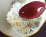 めんつゆと釜あげしらすのおにぎらず作り方1写真