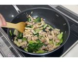 鶏もも肉としめじの塩レモン炒め★動画あり★作り方13写真