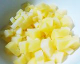 簡単お手伝い料理☆マヨじゃがオムレツ☆作り方1写真