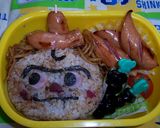 幼稚園のお弁当（焼きそばパンマン）作り方4写真