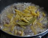 ハッシュドビーフ＆ペンネのおつまみパスタ作り方3写真