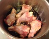 簡単すぎこってり旨~鳥肉手羽元の甘辛煮☆作り方1写真