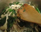 舞茸とほうれん草の中華スープ作り方2写真