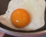 簡単☆ぐでたま ♬綺麗な目玉焼きの焼き方作り方2写真