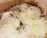 スープ絶品！アサリと豚肉のチリ煮込み作り方3写真