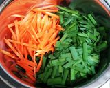 鶏ムネ肉のニラ味噌炒め　節約作り方1写真