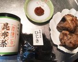 里芋とひじきの梅和え作り方1写真