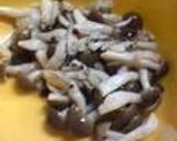 キムチとシメジの和え物作り方1写真