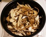 めんつゆで！絶品きのこ炊き込みご飯☆作り方3写真
