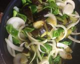 簡単!豚肉と野菜のゴマ味噌炒め♡作り方5写真