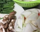 野菜たっぷりコチュジャンでチゲ鍋風★作り方2写真
