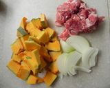 豚肉とかぼちゃのカレーワンポットパスタ作り方1写真