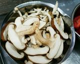 チヌで節約茸入り塩レモンアクアパッツァ作り方3写真