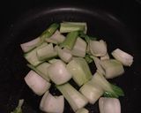チンゲン菜とじゃがいものマヨ炒め♪作り方3写真