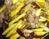 さつまいも・ごぼう・豚こま肉の甘辛炒め♪作り方6写真