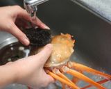 茹でベニズワイガニと焼きカニみそ作り方1写真