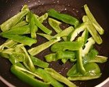 じゃが芋とピーマンのトマト煮作り方2写真