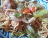 鶏のから揚げ入りの野菜炒め、まず焼きそば作り方13写真